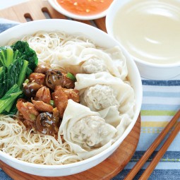 Bihun Special GM Pangsit Rebus